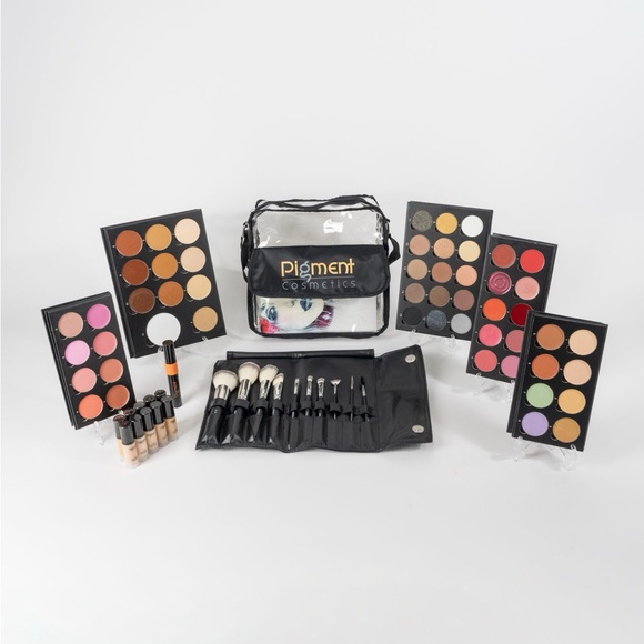 Professional Brand Makeup Kit - Multi-Color